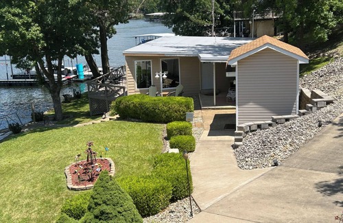 Osage Beach House | Fantastic Location, Beautiful View Of The Lake, In Osage Beach on the 17 MM