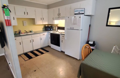 West Monroe Apartment | Fantastic Location! Affordable Clean 2br/1ba