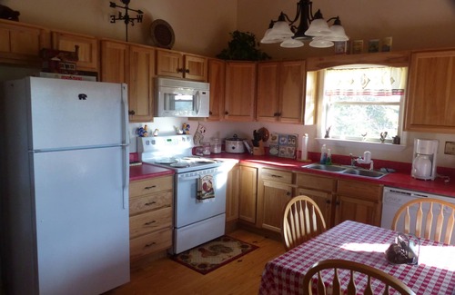 Marble Cabin | Fantastic Mntn Views! Near Casino, Riverwalk. Holidays same rate. Soul-restoring