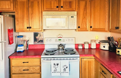 Marble Cabin | Fantastic Mntn Views! Near Casino, Riverwalk. Holidays same rate. Soul-restoring