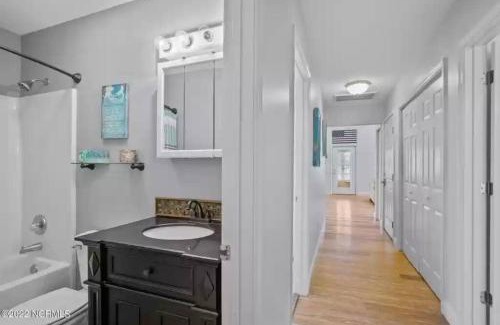 North Topsail Beach House | Fantastic Ocean Edge Beach House