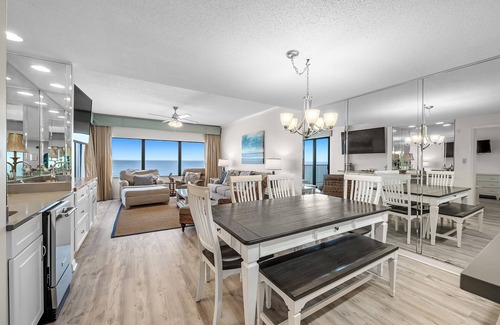 Orange Beach Condo | Fantastic Rates! BOOK NOW AND SAVE! sleeps 10 w/Fishing Pier on GULF!