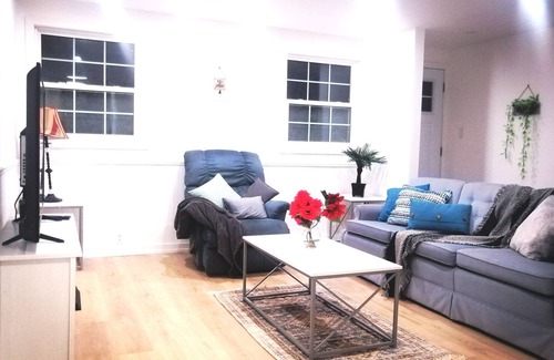 Fort Erie House | Fantastic renovated whole house near the border