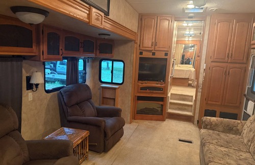 Muskegon House | Fantastic RV with AC in Muskegon