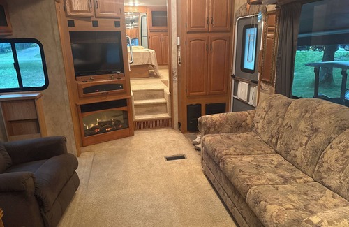 Muskegon House | Fantastic RV with AC in Muskegon
