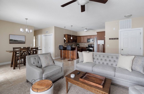 West Des Moines Condo | Fantastic Safe w/Amenities 2.5 Bath Private Garage