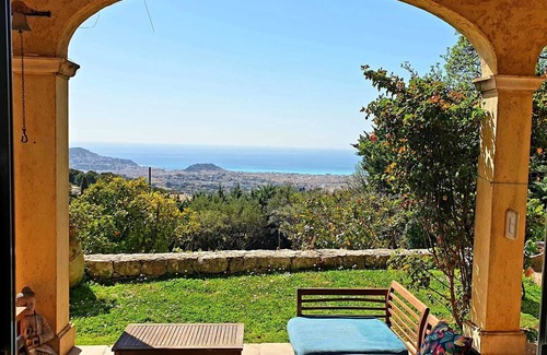 Gairaut Villa | Fantastic sea view villa in a quiet location