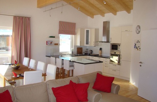Flachau Apartment | Fantastic Ski In Ski Out Apartment next to the Piste in Flachau