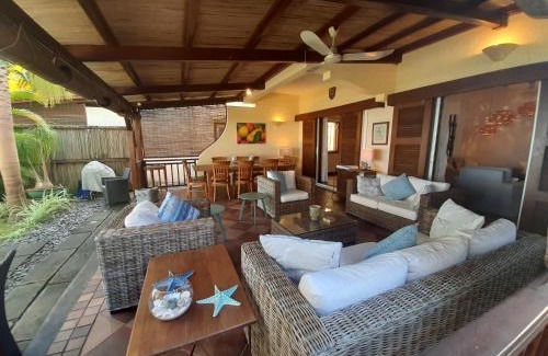 Pereybere Villa | Fantastic spacious beachfront VILLAVACANCES