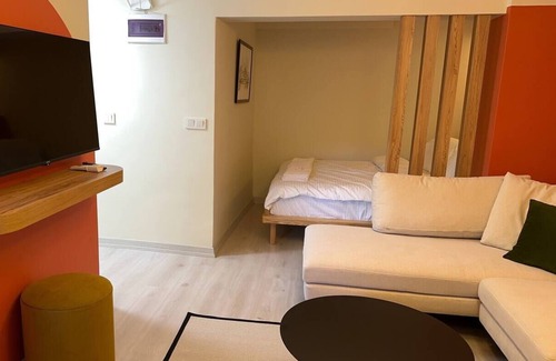Inegeul Apartment | Fantastic Studio in Ortakoy