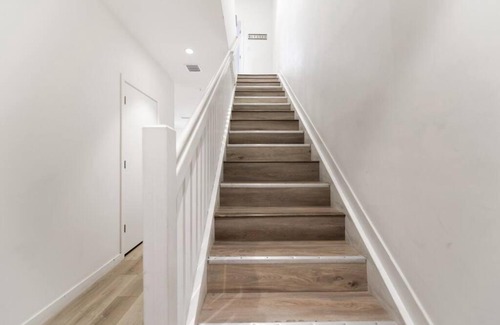 Golden Glades House | Fantastic Townhouse 15minutes from the Beach