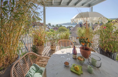 Gaienhofen Apartment | Fantastic view of the Untersee - Seeapartment Panorama in Gaienhofen
