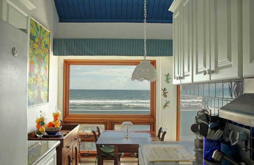 La Grande Princesse Condo | Fantastic Views, Beach Access, Pool & AC! Oceanfront 2-Bedroom Condo