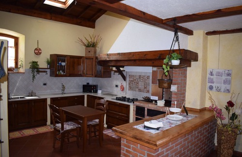 Toirano Villa | Fantastic villa with private salt water swimming pool in Toirano near to Loano