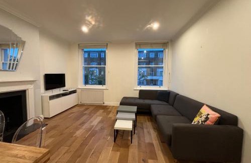 Abingdon Apartment | Fantastically Located 2BD Flat Kensington