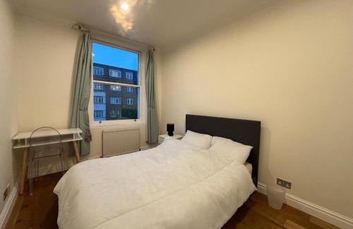 Abingdon Apartment | Fantastically Located 2BD Flat Kensington