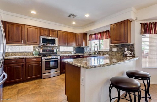 San Tan Valley House | Fantasy Heated Pool Backyard! Fun For The Family!