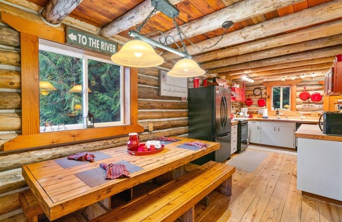 Leavenworth Cabin | Far and Away Cabin | 0 Bed, 1 Bath