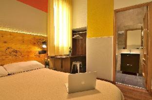 Literary Quarter Hostel | Far Home Atocha