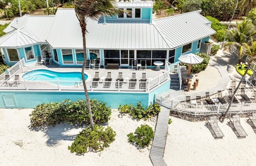 North Side House | Far Tortuga: 20 Adults Single Level Beach Villa w/Heated Pool and Private Dock