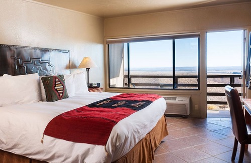 Mesa Verde National Park Resort | Far View Lodge