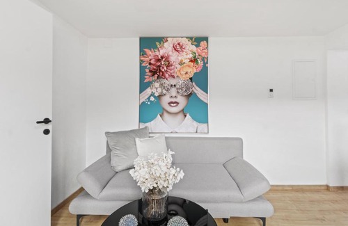 Leoben Apartment | FarawayHomes Studio Leoben #P71
