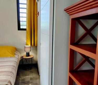 Pihaena House | Fare iti Moorea Sands cosy bungalow between sea and mountain on Moorea