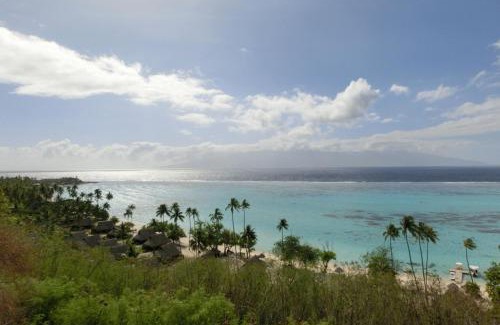Pihaena House | Fare iti Moorea Sands cosy bungalow between sea and mountain on Moorea