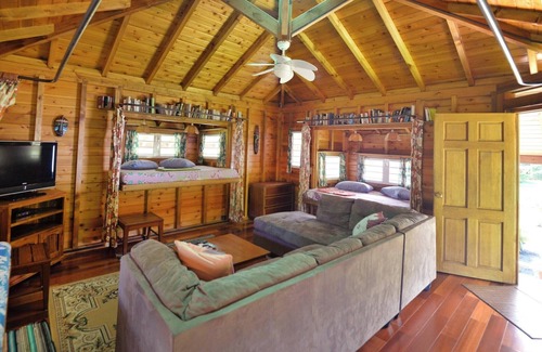 Ha'apiti House | Fare Manu