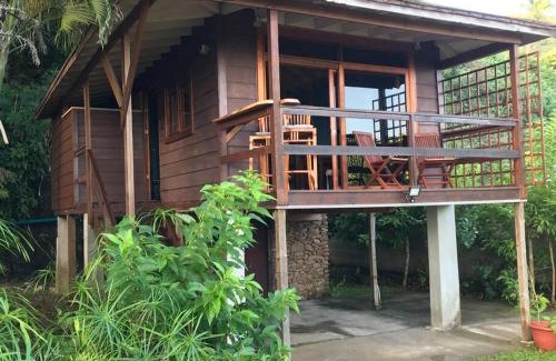Moorea-Maiao Ski Chalet | Fare Manuhiti