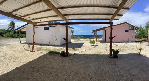 Rotoava Bed & Breakfast | Fare Moana Fakarava