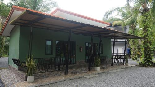 Bo Saen Hotel | Farinda Resort