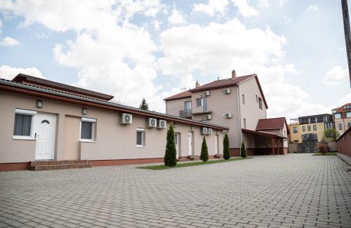 Morahalom Apartment | Farkas Villa Apartmanok