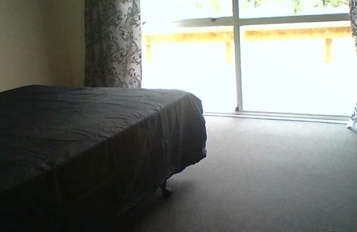 Ahipara Cottage | farm cottage close to the beach