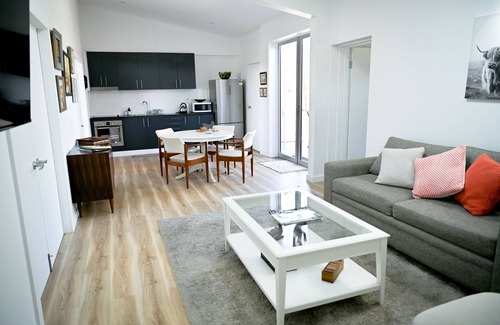 High Range Other | Farm Getaway Southern Highlands, Pet Friendly, Scottish Highland cattle, alpacas
