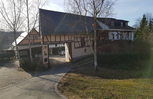 Zeulenroda-Triebes House | Farm holiday on the Birkenhof