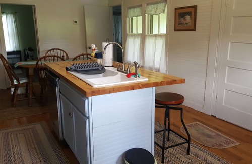 Mount Airy Other | Farm house at the Peach Orchard in Mtns - Pet Friendly