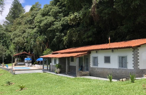 Lindoia Cottage | Farm near the city center