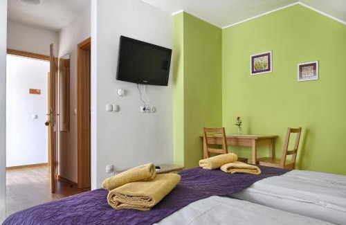 Svecina House | Farm Stay Jarc Vineyard