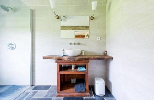 Meeuwen House | Farm Stay Luythoeve