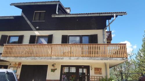 Solcava House | Farm stay Majdač