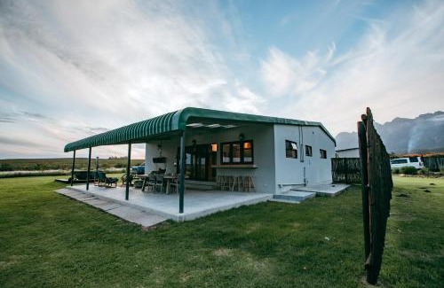 Riviersonderend House | Farm stay near Greyton, Western Cottage.