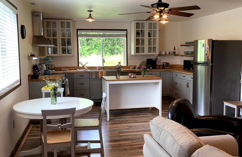 Monmouth Other | Farm Stay with outdoor firepit, Man Cave, animals
