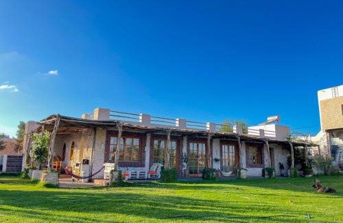 Tidzi Villa | Farm Villa with pets
