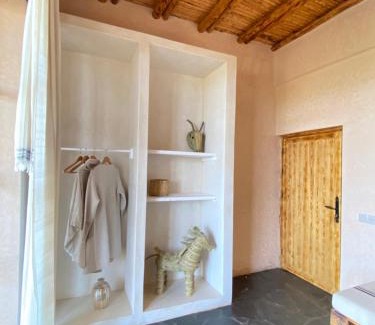 Tidzi Villa | Farm Villa with pets