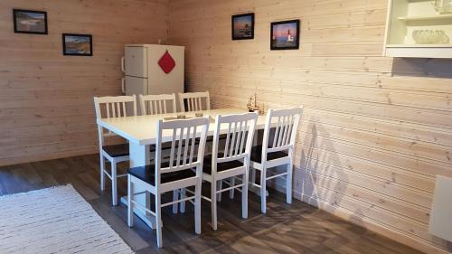 Laukvik Apartment | Farmer Apartment