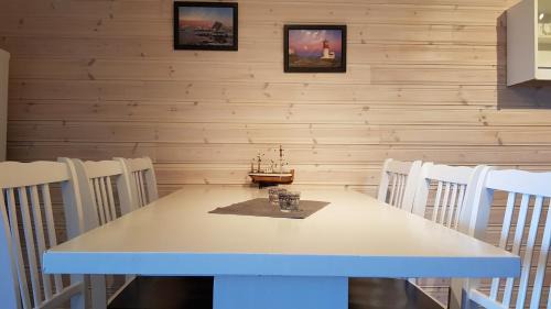 Laukvik Apartment | Farmer Apartment