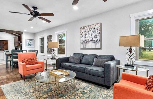 Fredericksburg Other | FarmHaus with Hot tub, Fire Pit & Vineyard Views