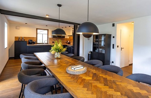 Kirchberg an der Jagst House | Farmhouse idyll meets home design - whirlpool, sauna and fireplace