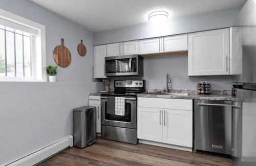 Fairview Condo | Farmhouse Anchorage - Homestyle Anchorage Condo